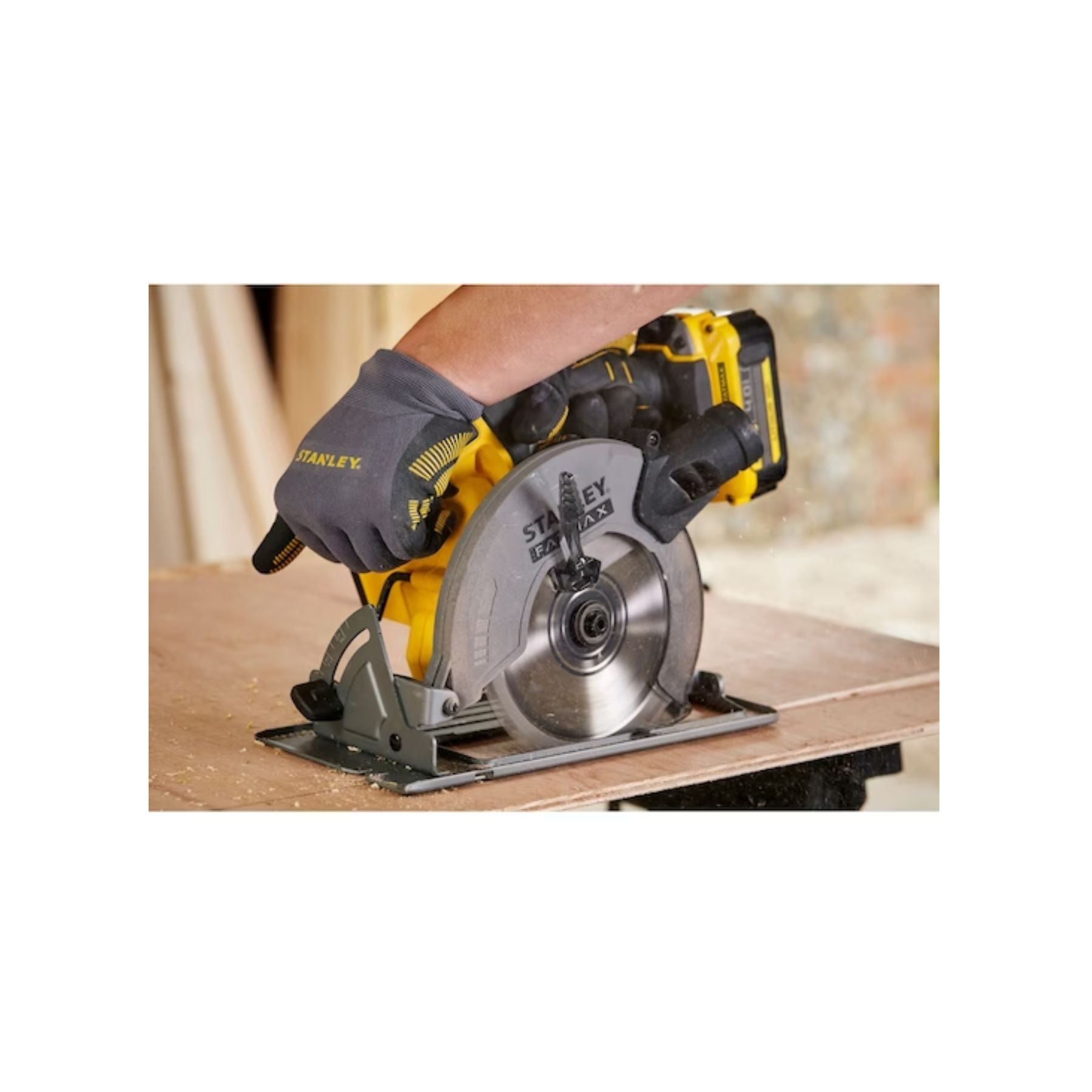 Stanley (SCC500-B1) BR Circular Saw - 20V Cordless